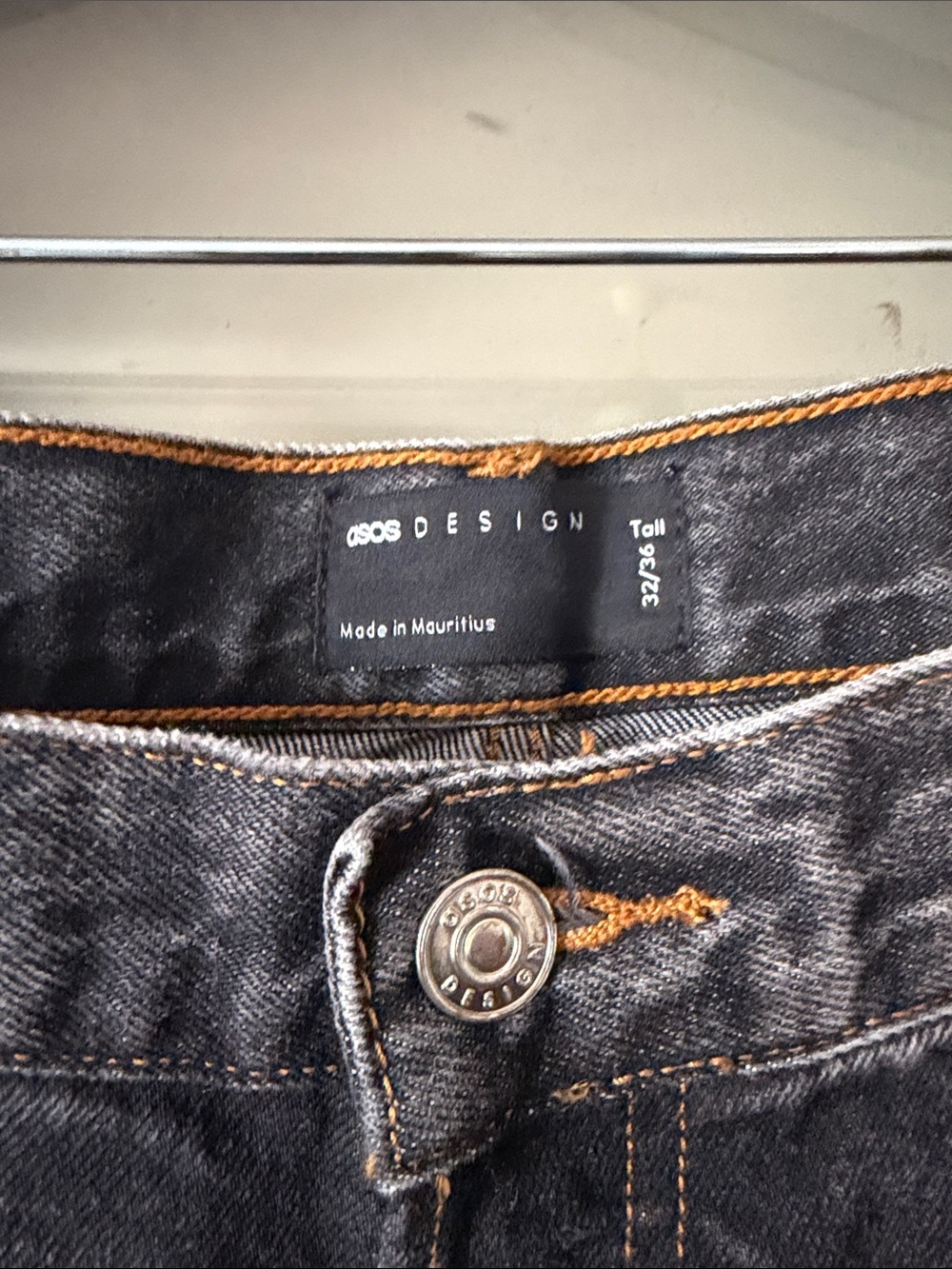 Women’s ASOS design Sz 32-36 (tall) black Washed Jeans - Classic Straight Fit - Picture 4 of 4